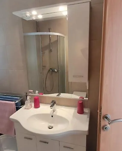 San Lägenhet Lovište