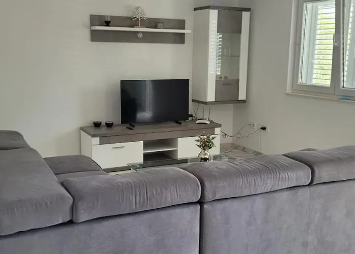 Lägenhet San Lovište